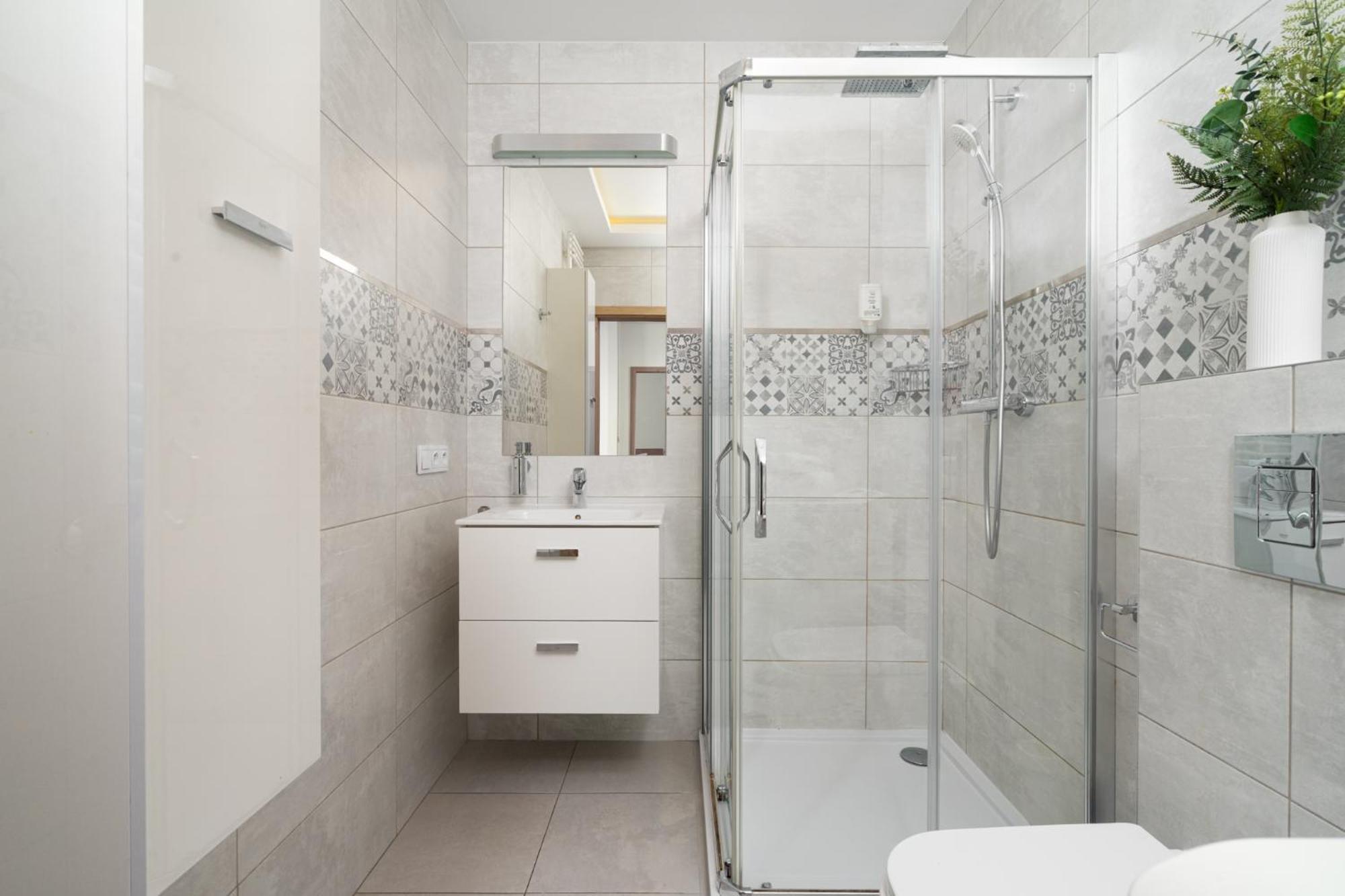 Golden Apartments Warsaw - Big Apartment In Luxury Building Near Metro Station-Grzybowska 85-5 Ngoại thất bức ảnh